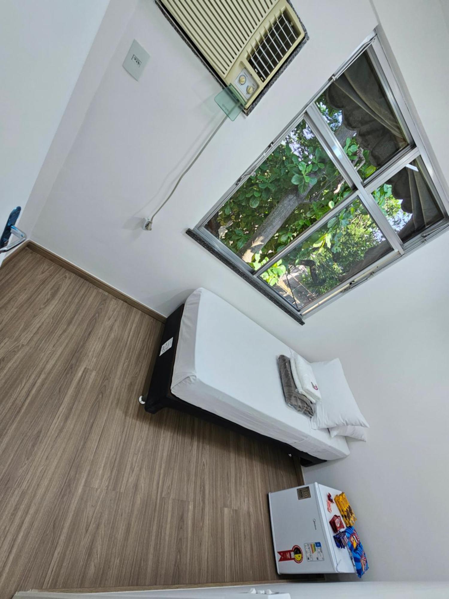 Quarto Privativo em Condominio Rio de Janeiro Esterno foto