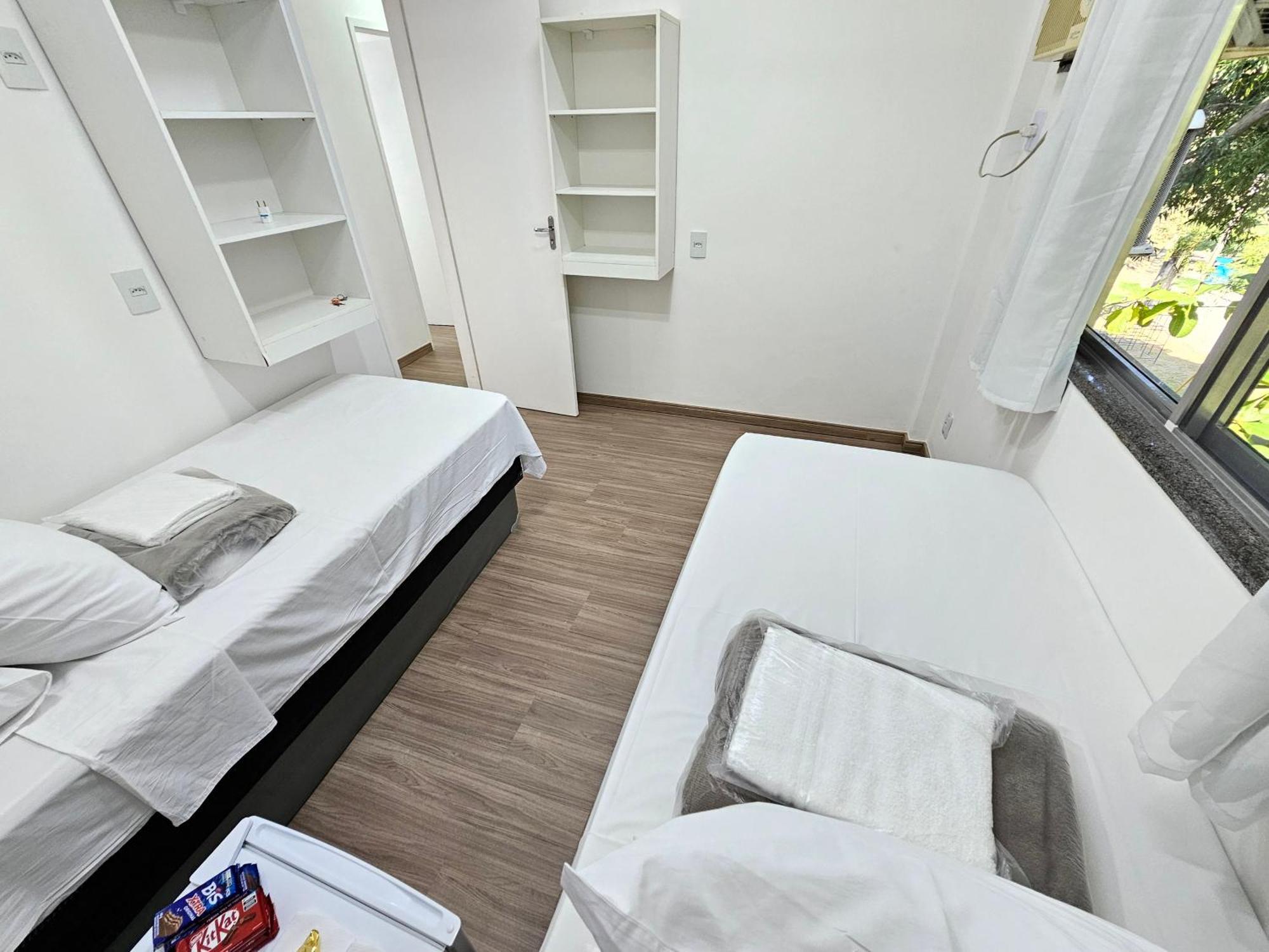 Quarto Privativo em Condominio Rio de Janeiro Esterno foto