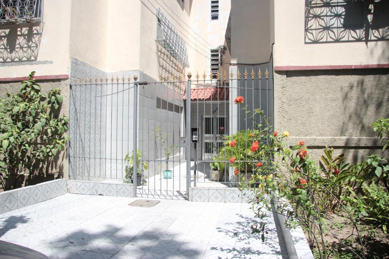 Quarto Privativo em Condominio Rio de Janeiro Esterno foto